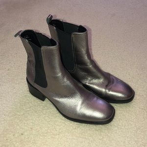 Kenneth Cole Salt Chelsea Boot
